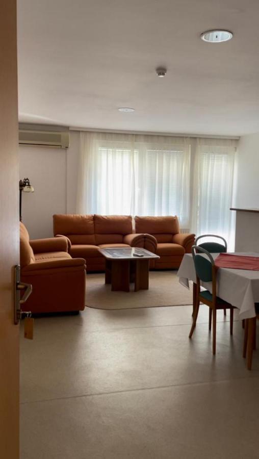 Motel And Restaurant Odusak Dreznjak Екстериор снимка